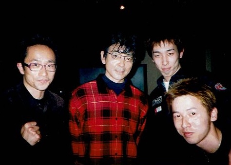 打ち上げ会場にて、柴田恭兵さんと当時の劇団仲間と